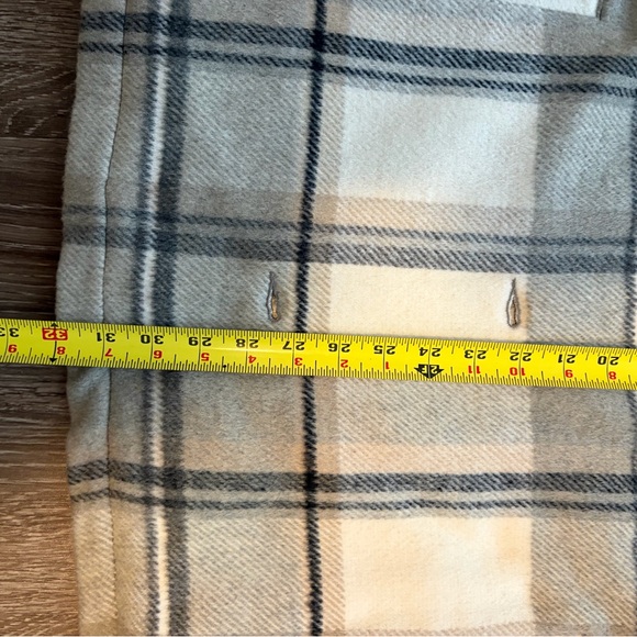 Levi’s Men’s Large Plaid Quilted Shacket Jacket - Picture 7 of 8